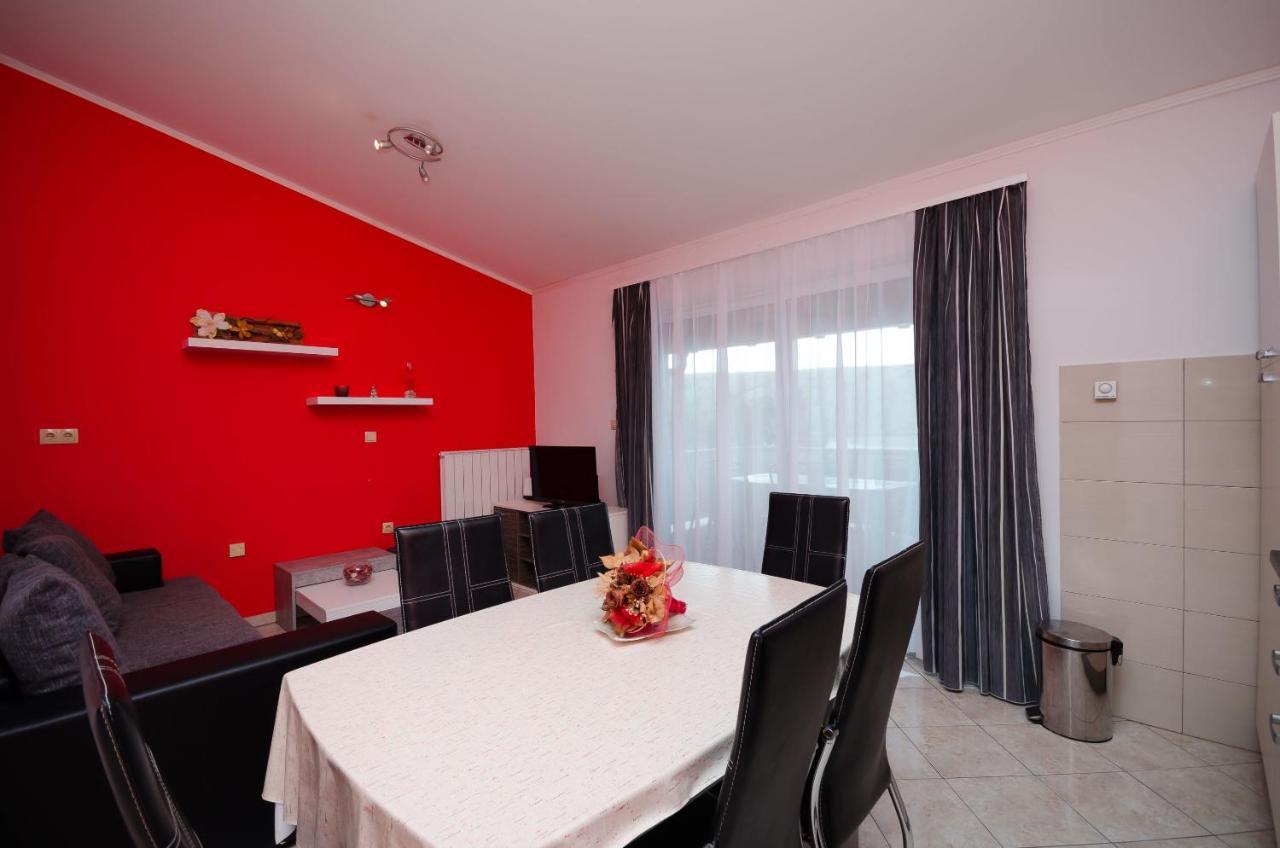 Apartments By The Sea In לופאר מראה חיצוני תמונה